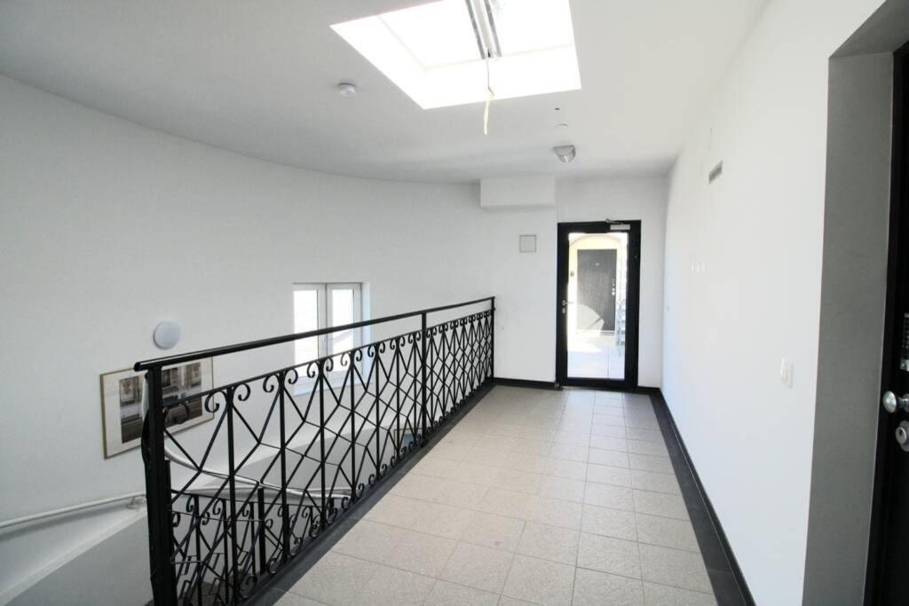 Penthouse With Amazing Terrace L Lf42 Apartman Bécs Kültér fotó